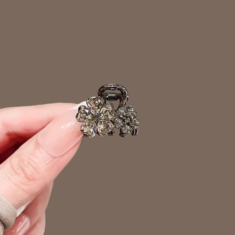 Exquisite Rhinestone Flower Sm - Hi Tech Accessories ulasan dan harga
